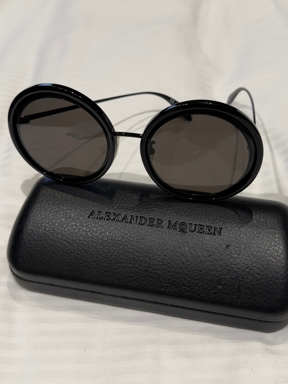 Alexander McQueen Round Sunglasses